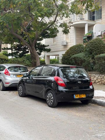 מודעת רכב יונדאי i20