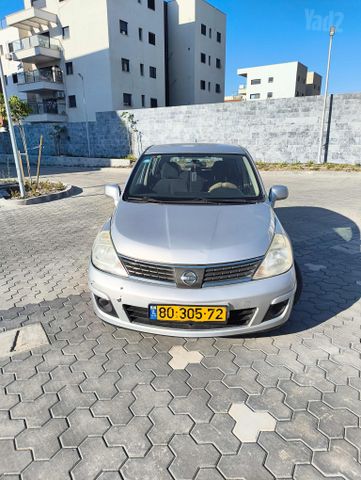 ניסאן טידה