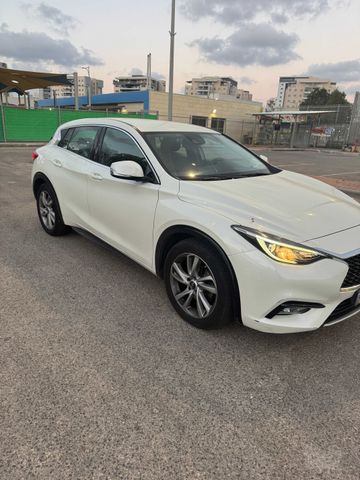 מודעת רכב אינפיניטי Q30