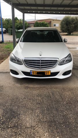 מודעת רכב מרצדס-בנץ E-class