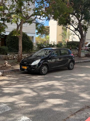 יונדאי i20