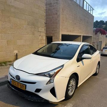 מודעת רכב טויוטה פריוס