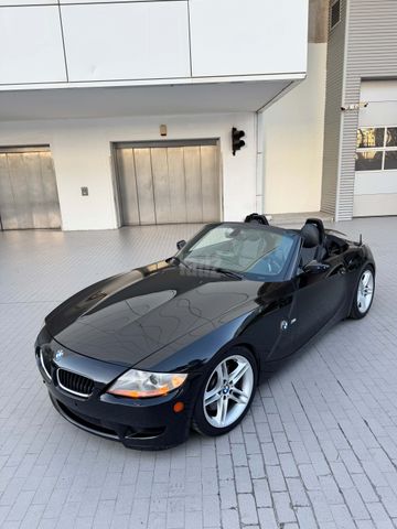 ב מ וו Z4