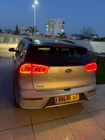 קיה נירו