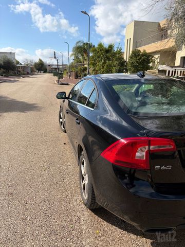 וולוו S60