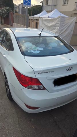 יונדאי אקסנט i25