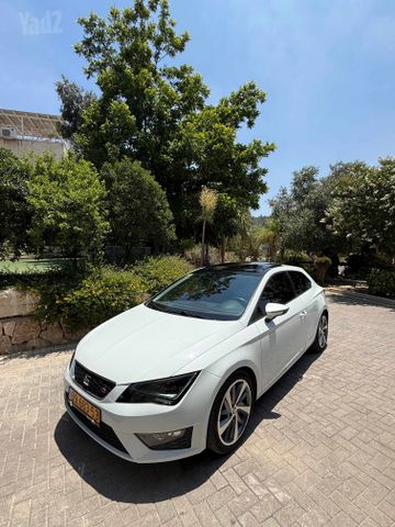 מודעת רכב סיאט לאון