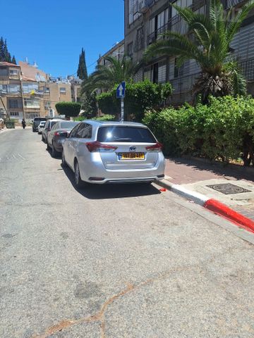 מודעת רכב טויוטה אוריס