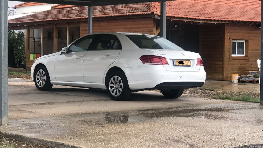 מרצדס-בנץ E-class