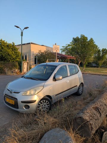 יונדאי i10