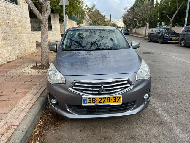 מיצובישי אטראז'