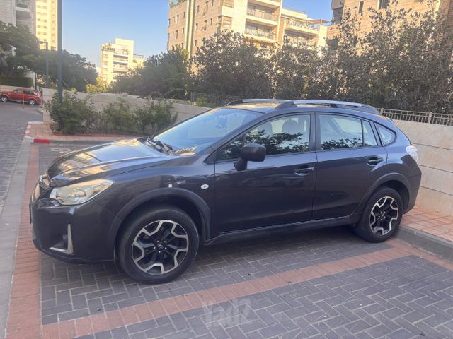 סובארו XV