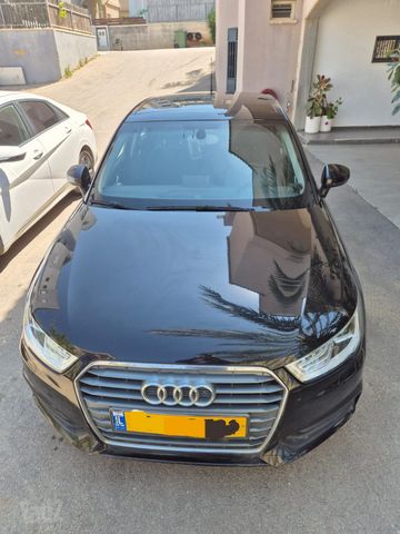 מודעת רכב אאודי A1