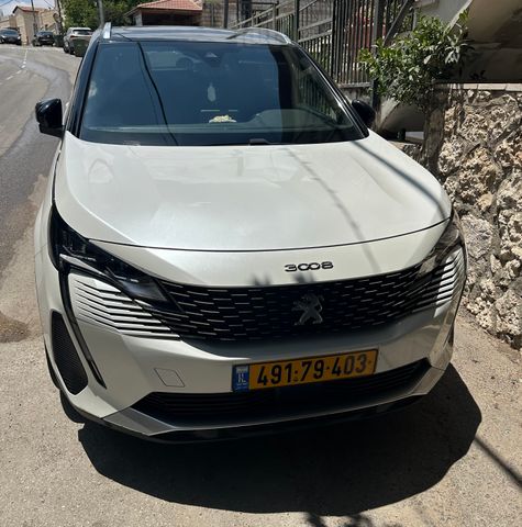 פיג'ו 3008