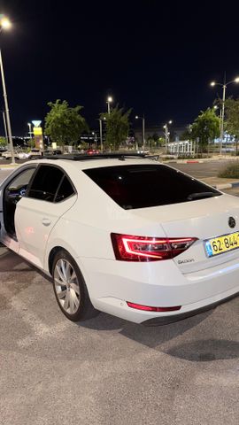 מודעת רכב סקודה סופרב