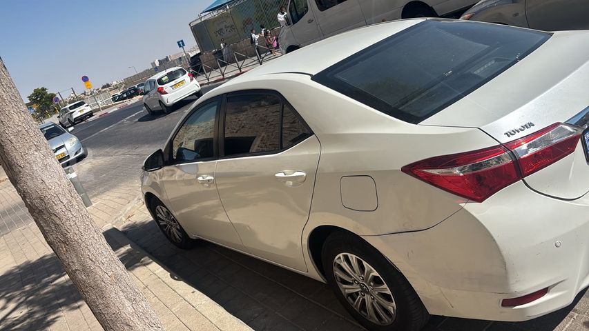מודעת רכב טויוטה קורולה