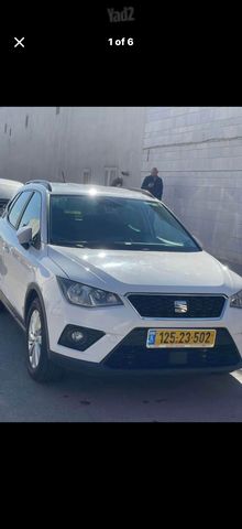 סיאט ארונה