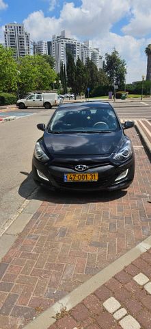יונדאי i30