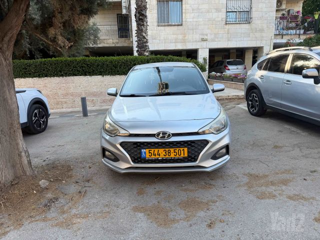יונדאי i20