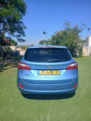 יונדאי i30