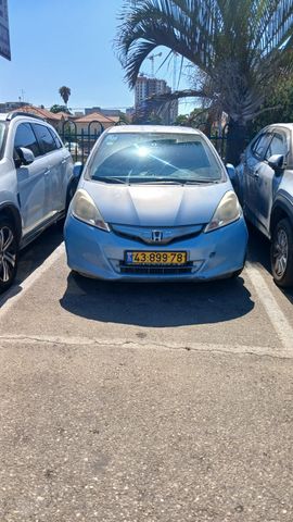 מודעת רכב הונדה ג'אז