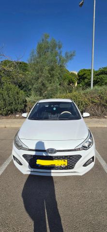 יונדאי i20