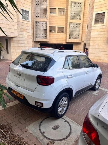 מודעת רכב יונדאי וניו