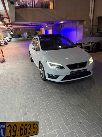 סיאט לאון