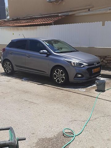 מודעת רכב יונדאי i20