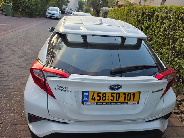 טויוטה C-HR