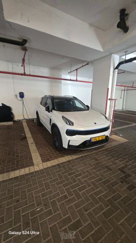 לינק אנד קו 01