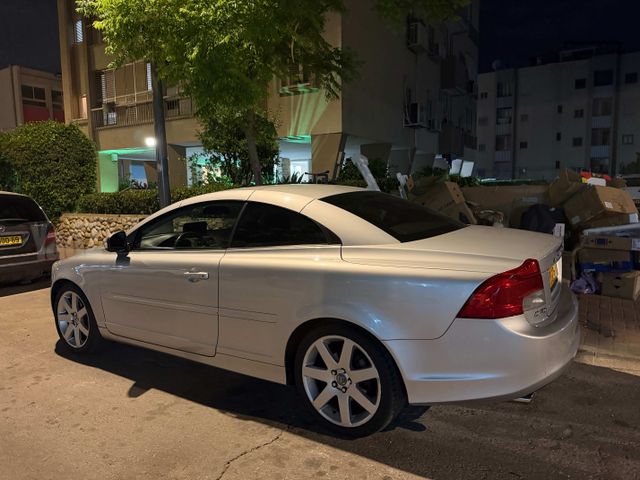 וולוו C70