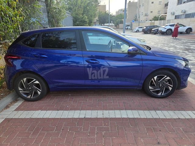 יונדאי i20