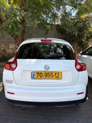 ניסאן ג'וק