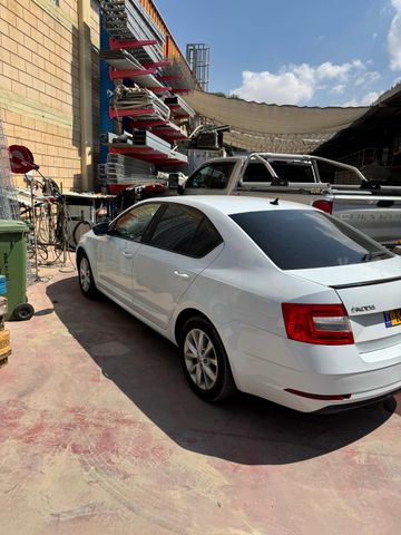 סקודה אוקטביה