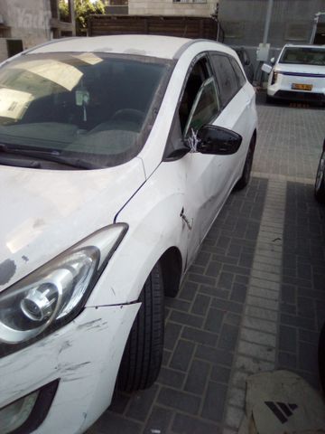 יונדאי i30