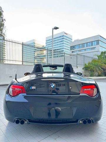 ב מ וו Z4