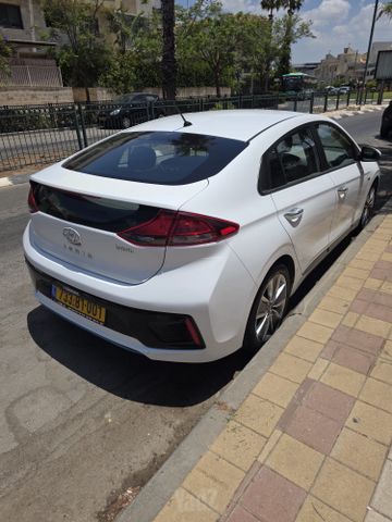יונדאי איוניק