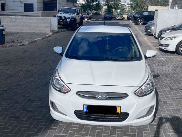 יונדאי אקסנט i25