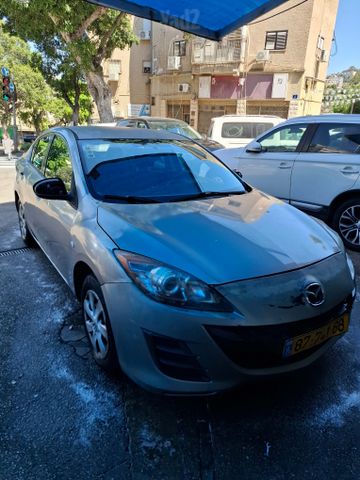 מודעת רכב מאזדה 3