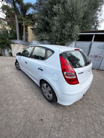 יונדאי i30