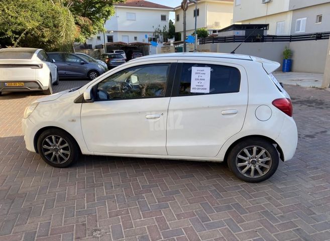 מיצובישי ספייס סטאר
