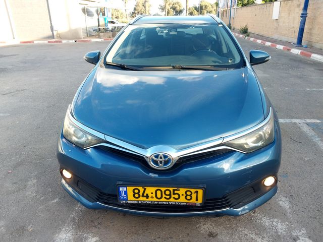 מודעת רכב טויוטה אוריס