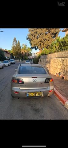 מאזדה 3