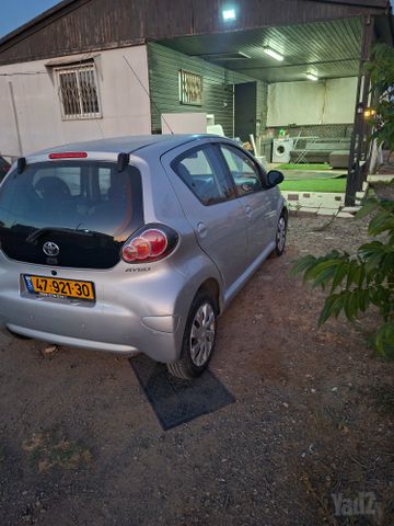 טויוטה אייגו