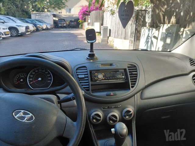 יונדאי i10