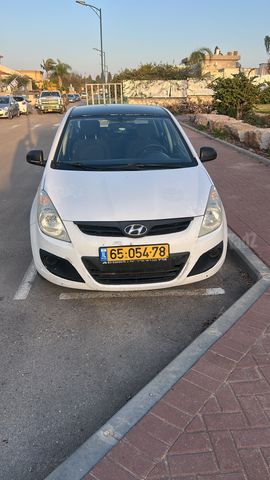 יונדאי i20