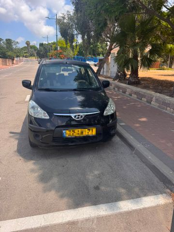 יונדאי i10