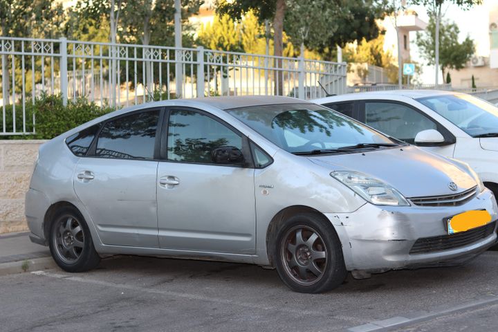 מודעת רכב טויוטה פריוס