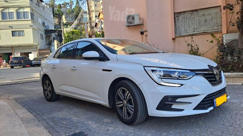 רנו מגאן
